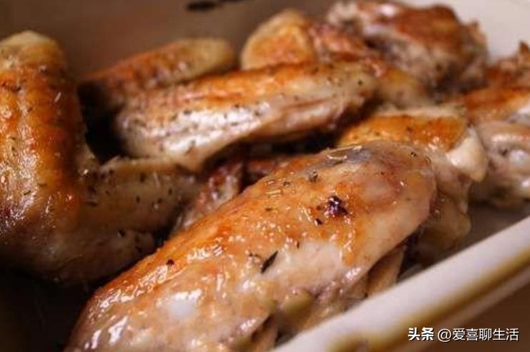 维他奶涨近6%，获杨协成联同信和家族后人举牌增持