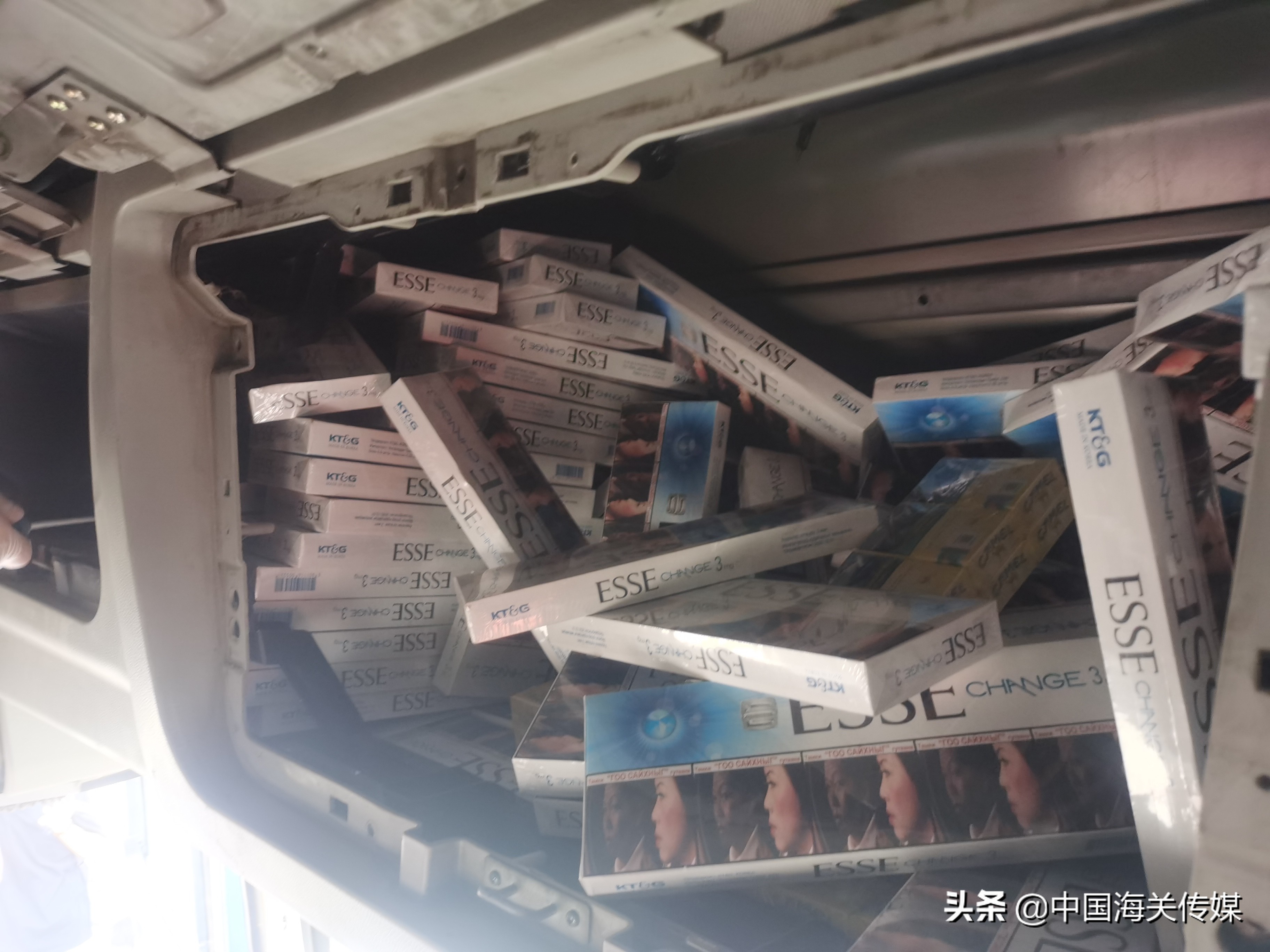 丰富国际进出口贸易品类 280吨非洲芝麻首次海外直采进入成都